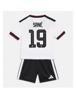 Německo Leroy Sane #19 Domácí dres pro děti MS 2026 Krátký Rukáv (+ trenýrky)